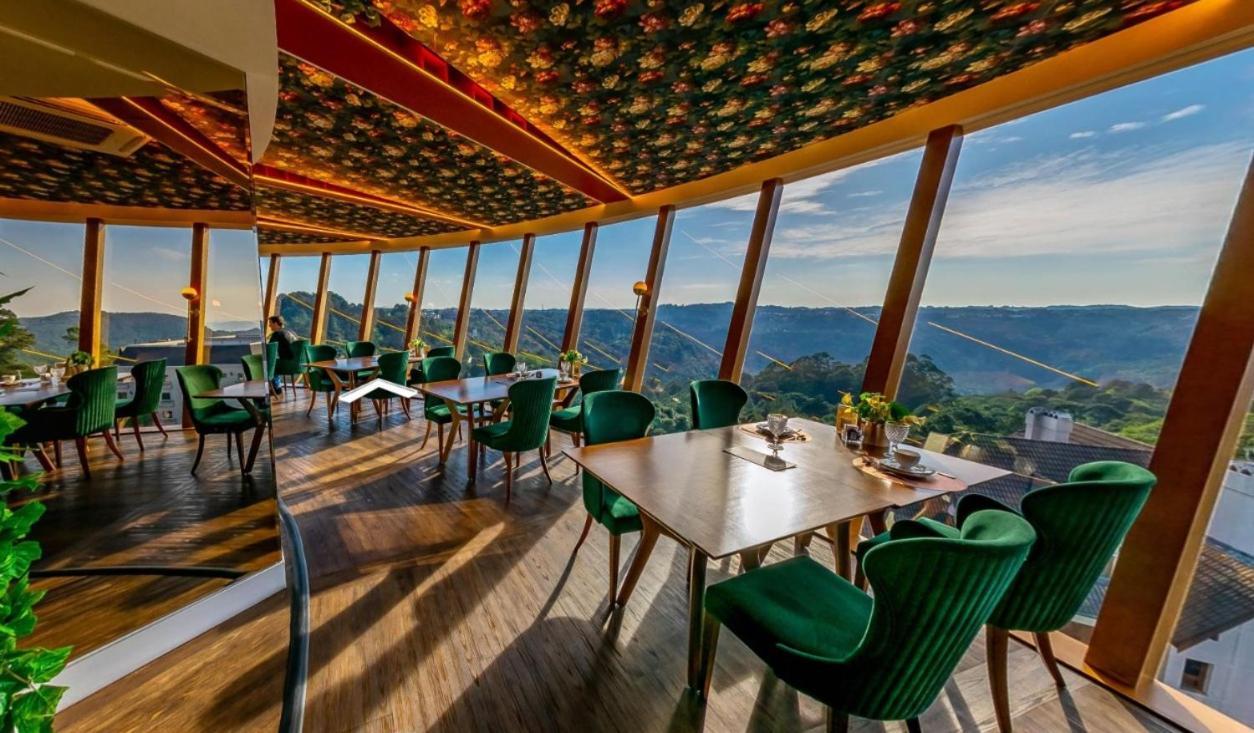 Hotel E Restaurante Giratorio Rf Vision - A Melhor Vista 360 De Gramado Exterior photo